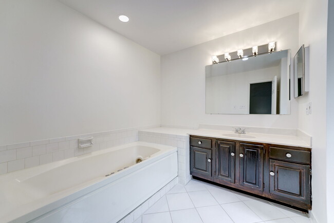 Jacuzzi in Master Bathroom! - 7222 Swansong Way