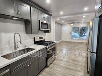 Building Photo - 1660 Cable St