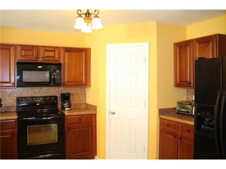 Building Photo - 2795 Belleglade Pointe