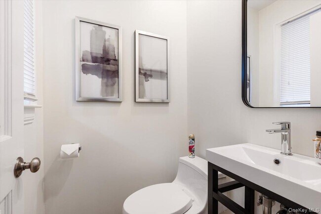 Building Photo - 34 Tuckahoe Ave