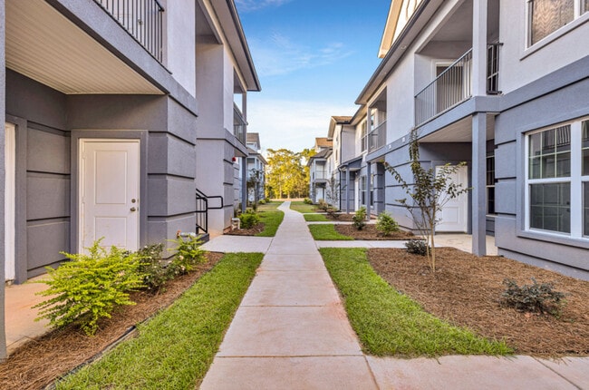 Building Photo - 12088 Lamey Brg Rd