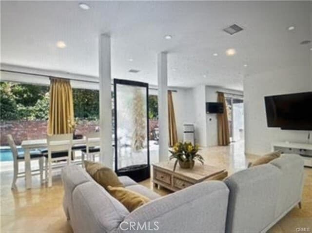 Building Photo - 5353 Shirley Ave