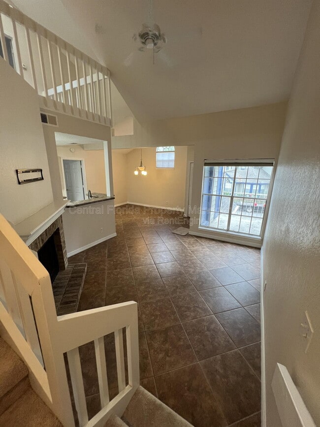 Building Photo - 954 Forest Ridge Ct