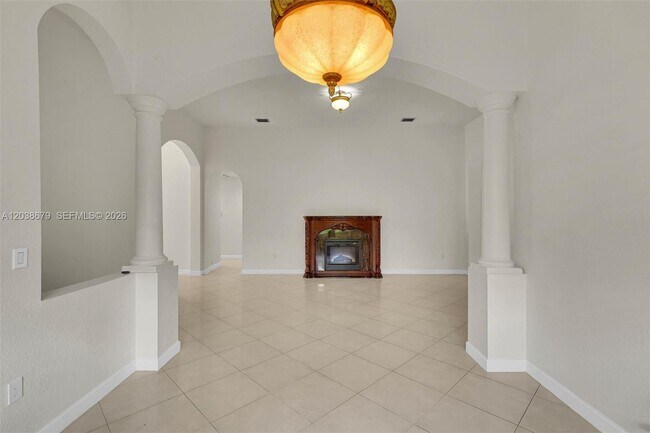 Building Photo - 18861 SW 77th Ct