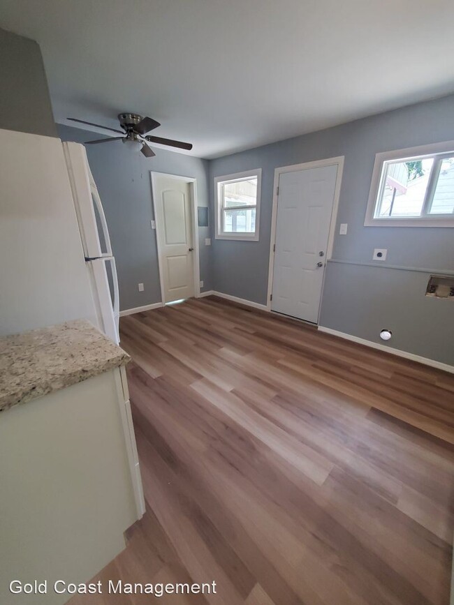 Building Photo - 3 br, 1 bath House - 1709 Ace Place