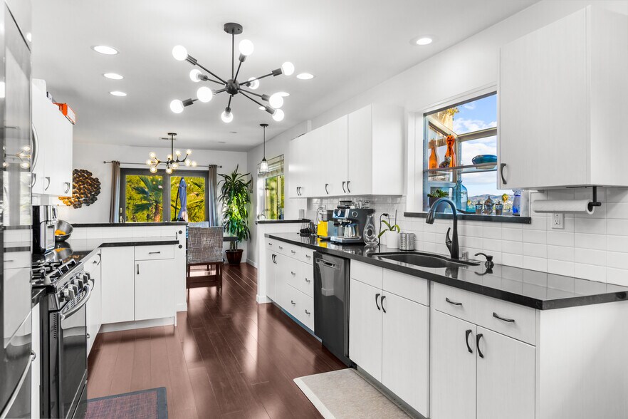 Building Photo - 7130 Gateshead Way