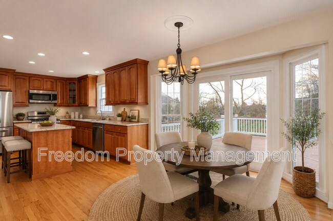Building Photo - 80 Brookshire Dr