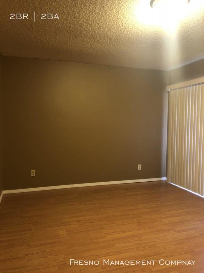 Building Photo - 2 bedroom in Fresno CA 93705