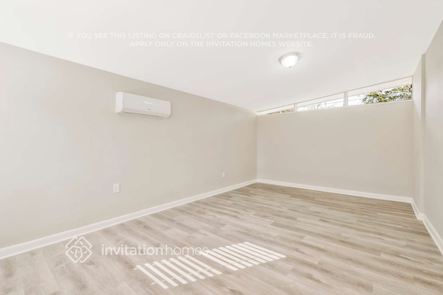 Building Photo - 7444 Sandhurst Rd S