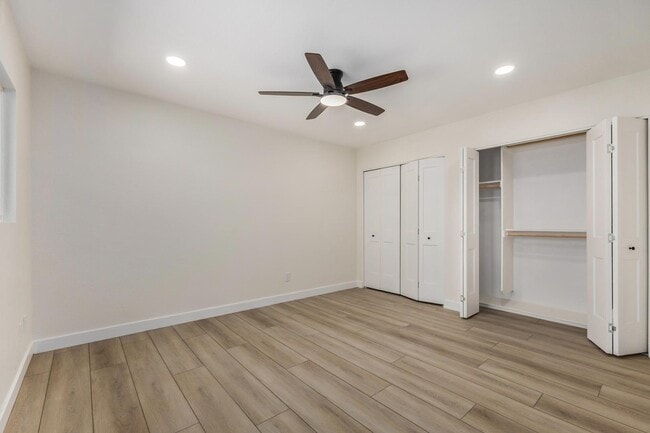 Building Photo - 222 W Brown Rd