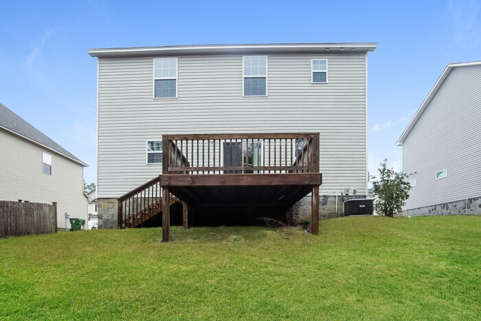 Building Photo - 559 Teaberry Dr