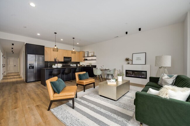 Building Photo - 284 Stonington Dr