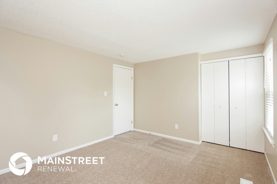 Building Photo - 8109 Deerhorn Ct