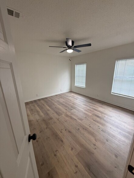 Building Photo - 508 Imperial Valley Dr