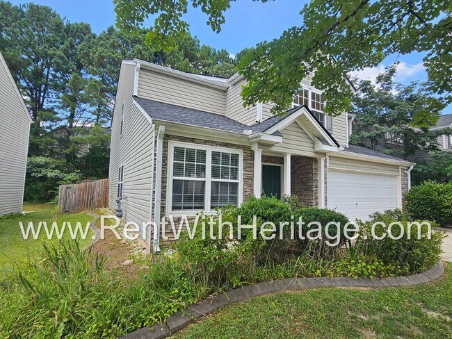 Building Photo - Gorgeous 5 bedroom, 2.5 bath / Attention t...