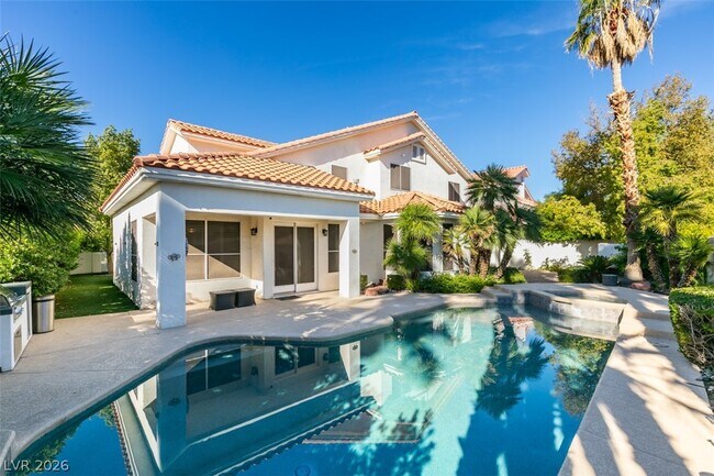 Building Photo - 174 Buena Ct