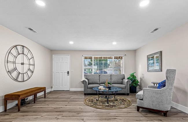 Building Photo - 2725 Randolph St