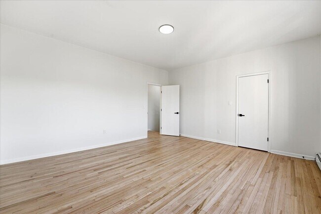 Building Photo - 212 Seaview Ave