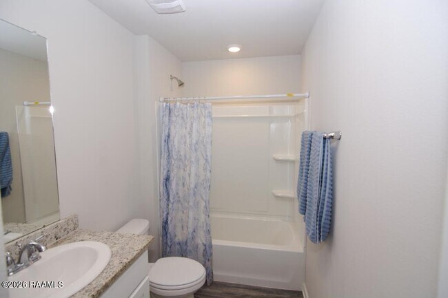 Building Photo - 6720 Tiger Pointe Dr.