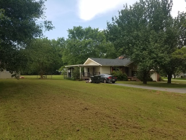 Building Photo - 967 Ford Chapel Rd