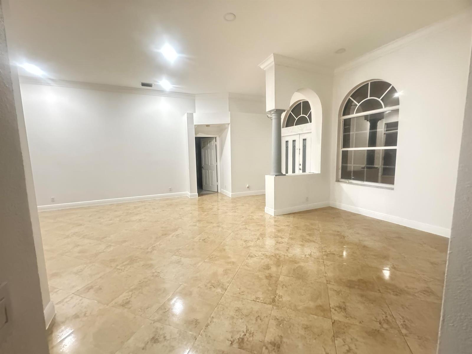 Building Photo - 8252 NW 44th St