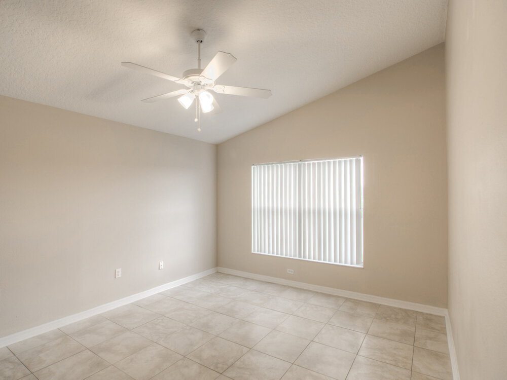 Building Photo - 133 Thornbury Dr