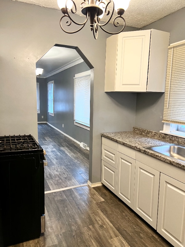 Building Photo - 1949 Marlow Rd