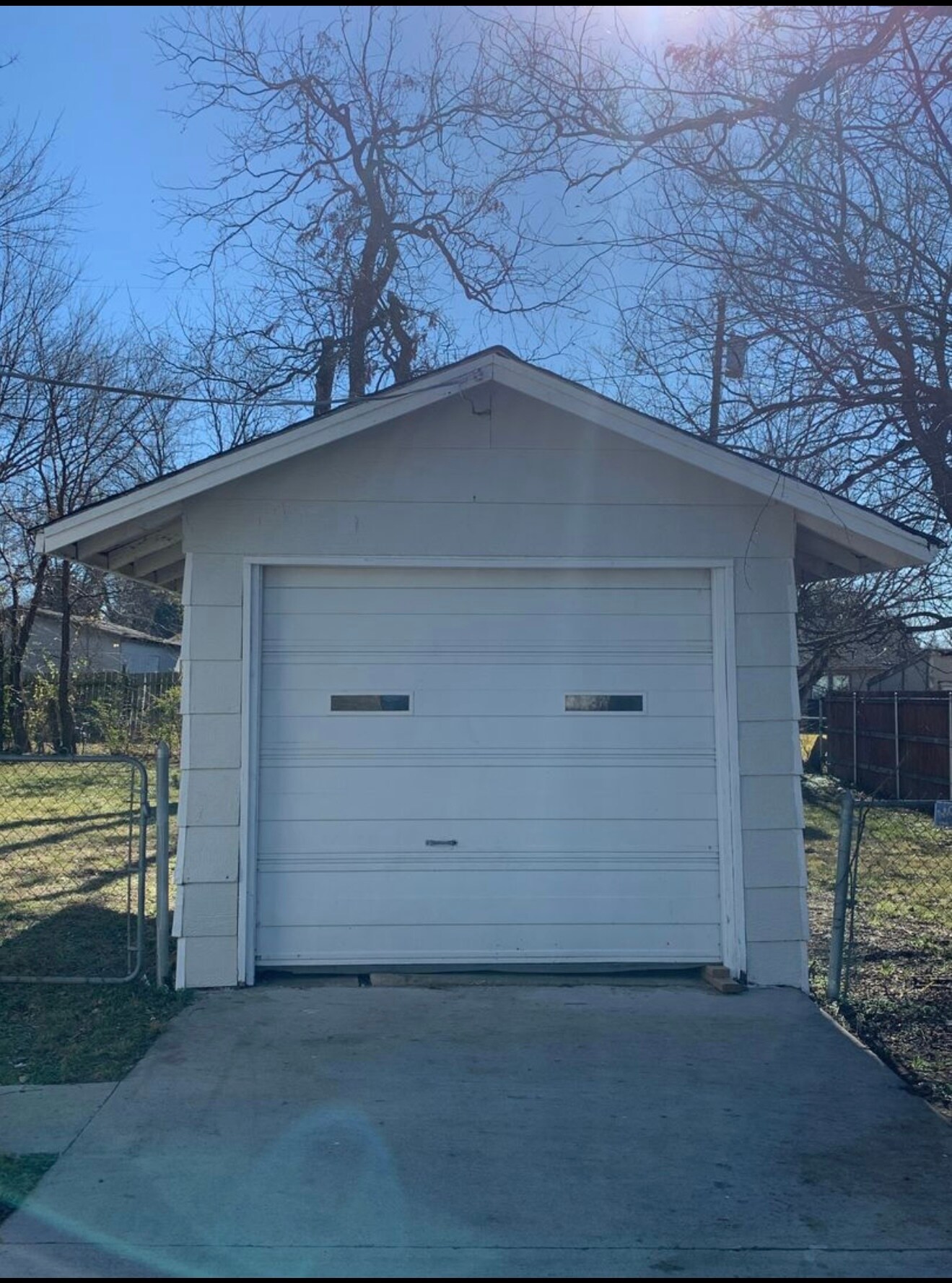 Building Photo - 613 W 22nd St