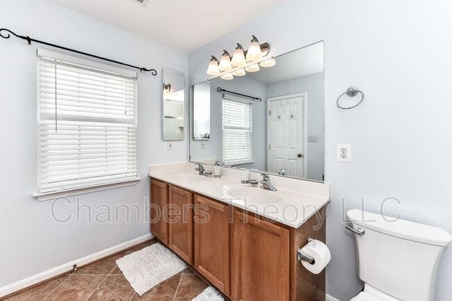 Building Photo - 46814 Snow Hill Way