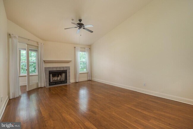 Building Photo - 3309 Wyndham Cir