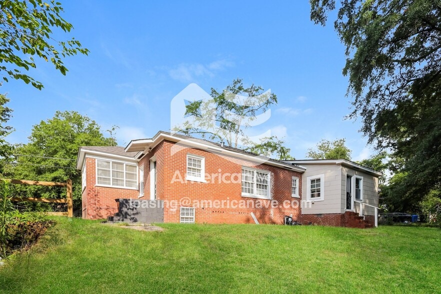 Building Photo - 724 Coolidge Ave