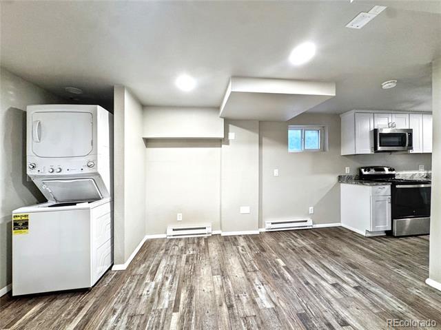 Building Photo - 806 Paradise Ln