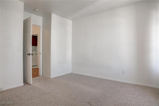 Building Photo - 4501 Heavenly Love Way