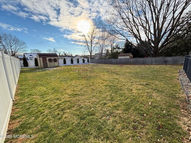 Building Photo - 16 Maryland Ave