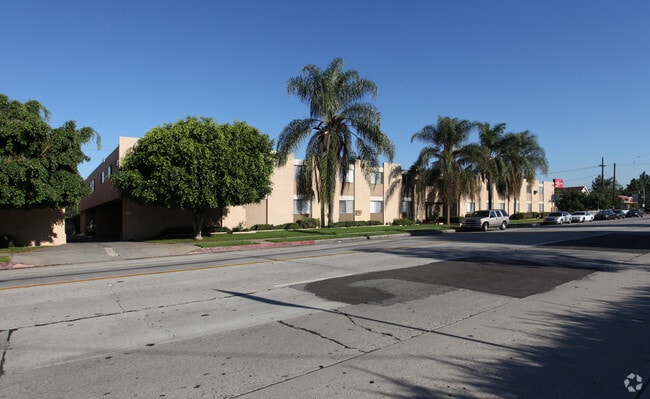 Building - Rose Terrace Apartments
