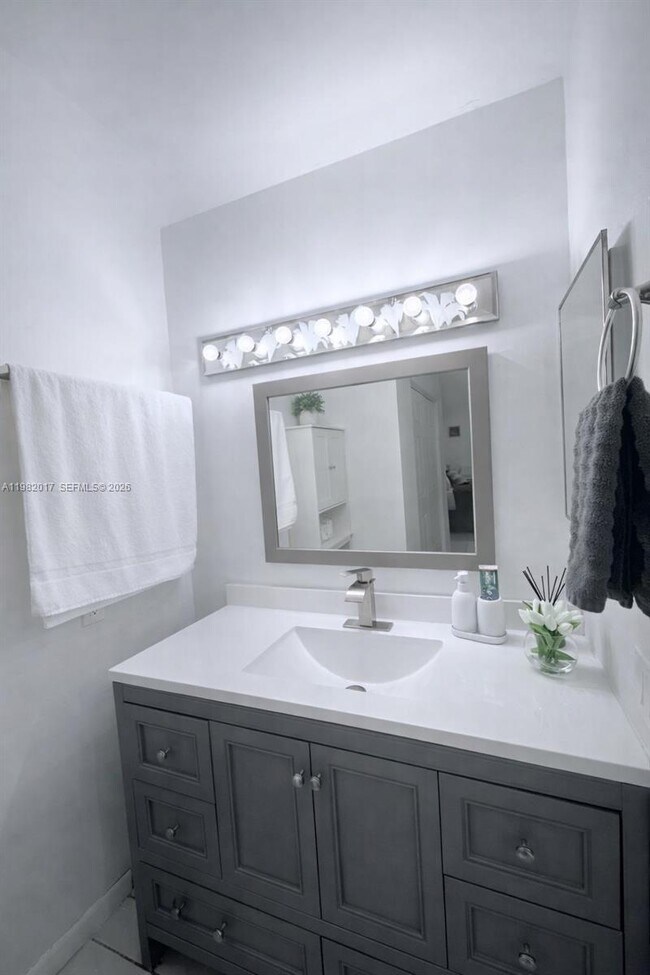 Building Photo - 6901 SW 129th Ave