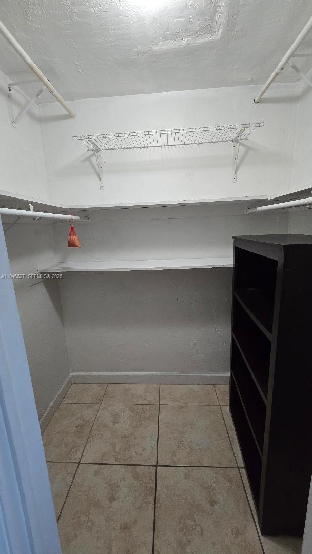 Building Photo - 9375 SW 40th Terrace