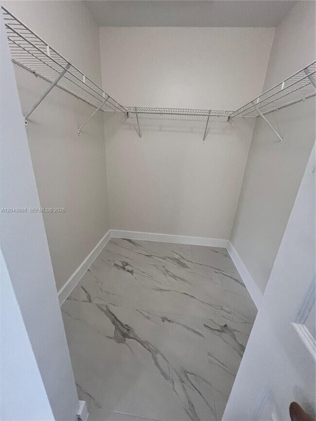 Building Photo - 20613 SW 93rd Ave