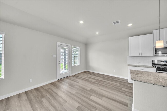 Building Photo - 6338 Buffalo Bnd Ln