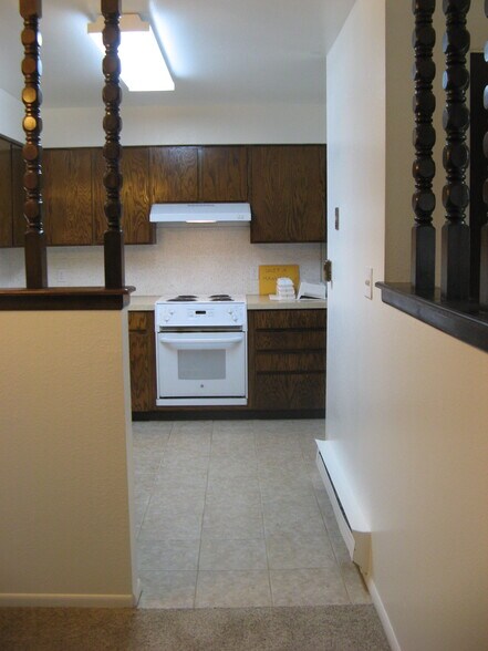 Building Photo - 732 Delaware Ave