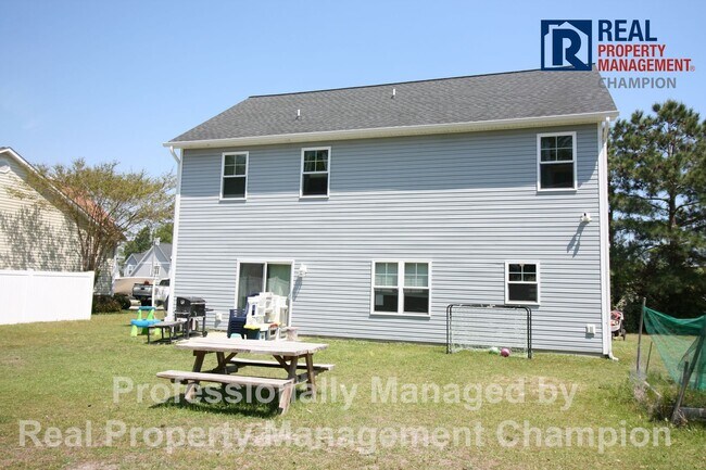 Building Photo - Spacious 3 BD/2.5 BA + Bonus Room | Community Boat Ramp & Dock Access