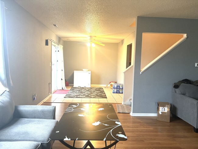 Building Photo - 8127 Maple Stream Blvd