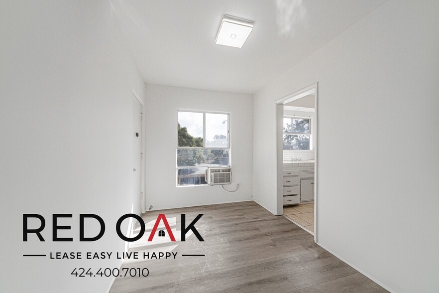 Building Photo - 3334 W 83rd St