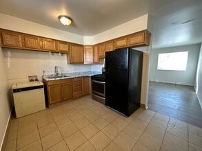 Building Photo - King3824