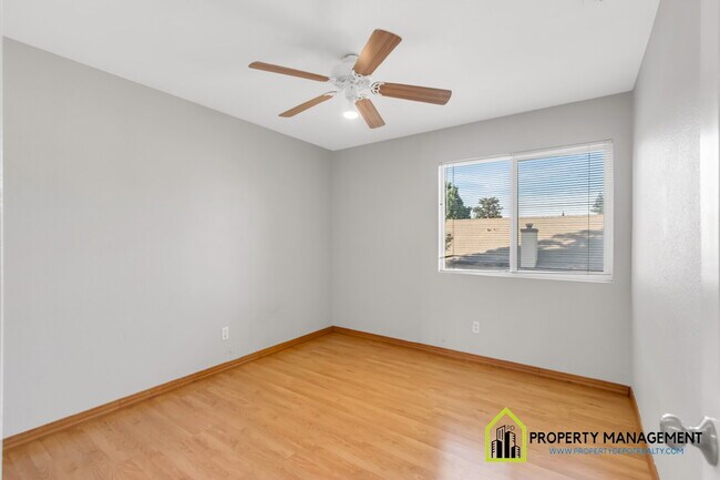 Building Photo - 5-Bedroom Residence Ready for Immediate Move-In