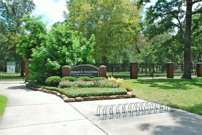 Building Photo - 11602 Cypresswood Dr