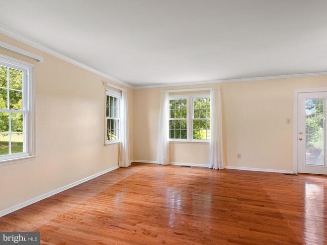 Building Photo - 1616 Todd Ln