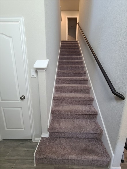 Building Photo - 7402 Arabian Moon Trail