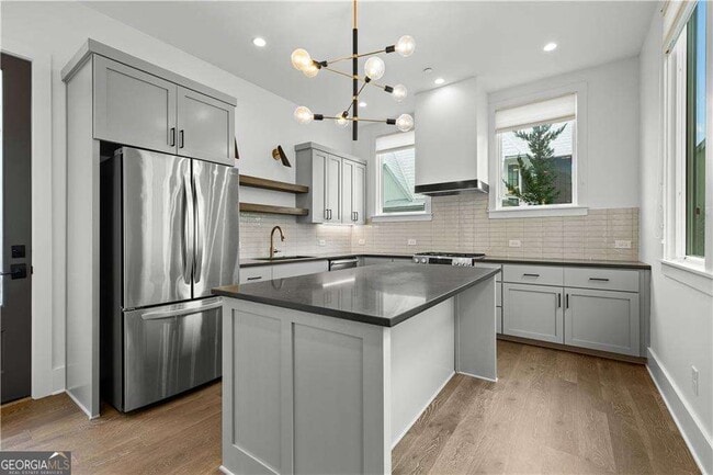 Building Photo - 255 High St