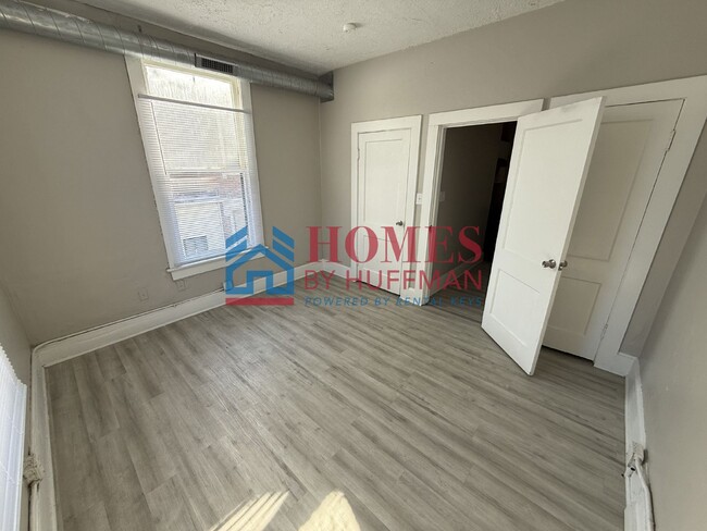 Building Photo - One Bedroom Upstairs Apartment | Available...